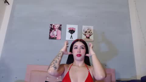 ginnifer_goodwin online show from 10-06-25, 12:35