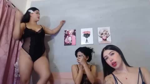 ginnifer_goodwin online show from 11-03-25, 12:50