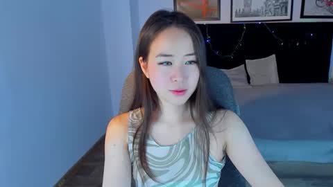 Snapshot of ginnycherry chatting on 01-13-25, 03:15 Ginny online show from 01-13-25, 03:15