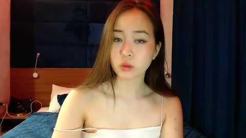 Snapshot of ginnycherry chatting on 01-22-25, 11:56 Ginny online show from 01-22-25, 11:56