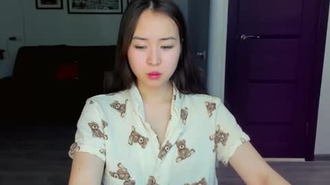 Snapshot of ginnycherry chatting on 02-16-25, 07:49 Ginny online show from 02-16-25, 07:49