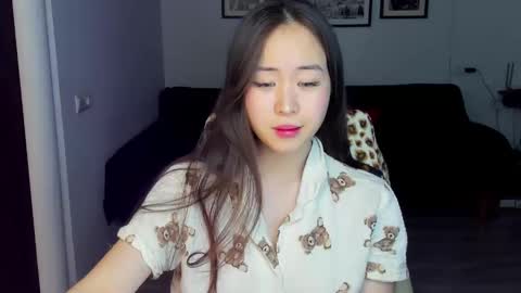 Snapshot of ginnycherry chatting on 02-21-25, 06:26 Ginny online show from 02-21-25, 06:26