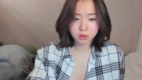 Snapshot of ginnycherry chatting on 03-10-26, 12:59 Ginny online show from 03-10-26, 12:59