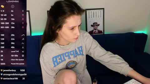 Snapshot of ginnyg_ chatting on 12-21-24, 12:20 Ginnyg online show from 12-21-24, 12:20