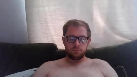Snapshot of ginwood chatting on 07-16-26, 06:41 ginwood online show from 07-16-26, 06:41