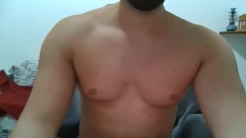 Giovanni online show from 11-12-25, 03:56