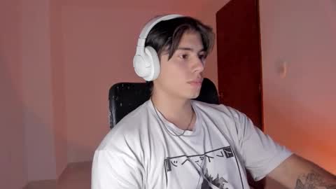 GioRusso online show from 10-31-25, 06:25