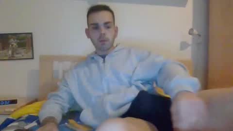 Snapshot of gionnylove chatting on 12-11-24, 11:32 gionnylove online show from 12-11-24, 11:32