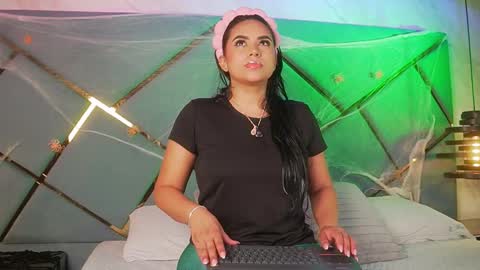 giorgia online show from 10-30-25, 03:08