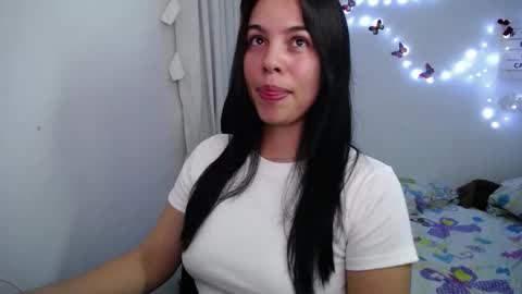 GIO RIVERA online show from 12-23-25, 04:54