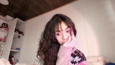 giovanna_oliveria online show from 04-16-26, 07:14