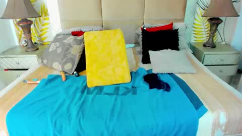 Snapshot of gipsysmitts chatting on 11-05-25, 07:47 Gipsy online show from 11-05-25, 07:47