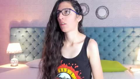 GirafMusic online show from 01-12-26, 01:49