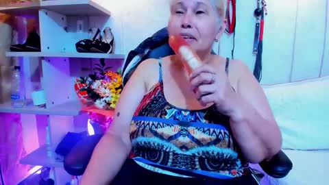 Girl Amada online show from 02-12-25, 09:42