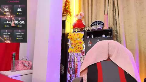 Snapshot of girl_amada chatting on 02-19-26, 10:39 Girl Amada online show from 02-19-26, 10:39