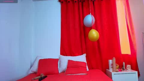 Snapshot of girl_amada chatting on 03-07-26, 07:33 Girl Amada online show from 03-07-26, 07:33