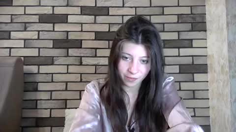 girl_cute007 online show from 04-30-26, 06:14