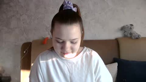 girl_cute07 online show from 05-08-26, 05:07