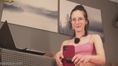 Nikki online show from 05-03-26, 03:18
