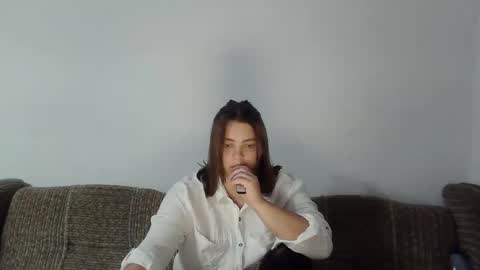 Snapshot of girl_leya chatting on 09-10-25, 07:14 girl_leya online show from 09-10-25, 07:14