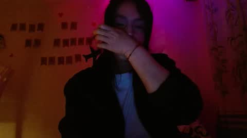 Alejandra online show from 11-07-25, 06:02