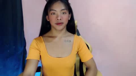 Snapshot of girlcock_dominantfucker chatting on 01-25-25, 08:10 queen ronna online show from 01-25-25, 08:10