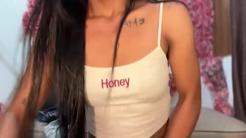 queen ronna online show from 10-06-25, 08:17