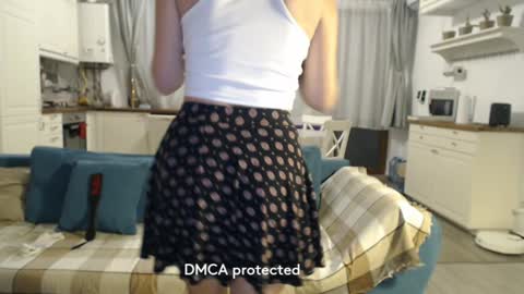 Snapshot of girlfrend10 chatting on 01-02-25, 03:29 Girlfriend online show from 01-02-25, 03:29