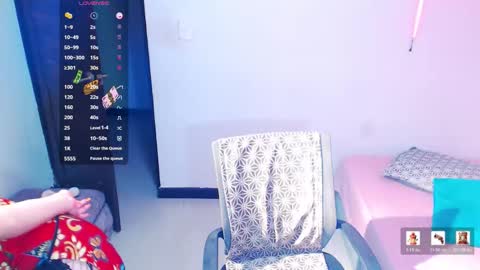 Snapshot of girlghost_ chatting on 03-09-26, 02:48 GhostG online show from 03-09-26, 02:48