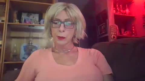 Girlinrock online show from 11-15-25, 01:58