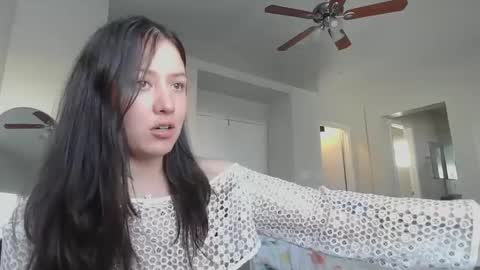 Snapshot of girlnextdoor702 chatting on 12-05-24, 10:01 Jasmine online show from 12-05-24, 10:01