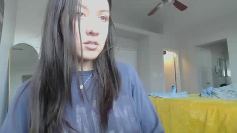 Snapshot of girlnextdoor702 chatting on 01-05-25, 09:36 Jasmine online show from 01-05-25, 09:36