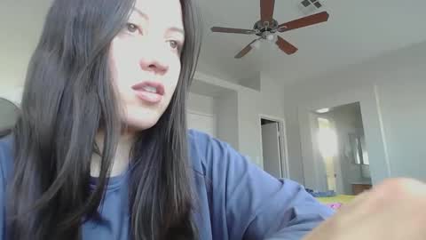 Snapshot of girlnextdoor702 chatting on 01-10-25, 08:48 Jasmine online show from 01-10-25, 08:48