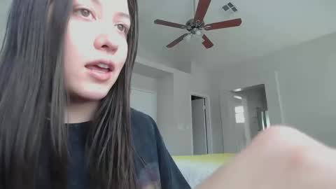 Snapshot of girlnextdoor702 chatting on 01-28-25, 06:07 Jasmine online show from 01-28-25, 06:07