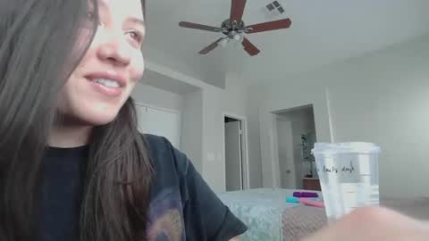 Snapshot of girlnextdoor702 chatting on 03-03-25, 09:05 Jasmine online show from 03-03-25, 09:05