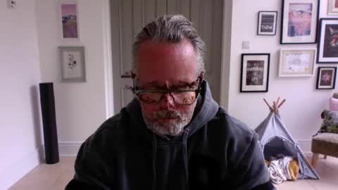 Snapshot of girlsandbikes chatting on 02-27-26, 12:05 girlsandbikes online show from 02-27-26, 12:05