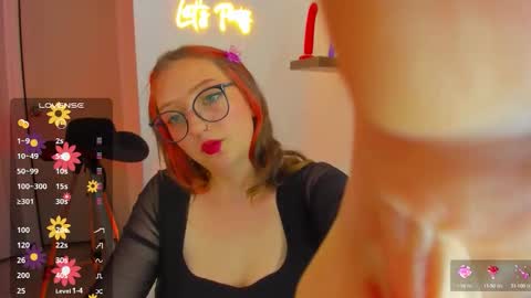 Snapshot of girlsativa chatting on 10-01-25, 09:54 Maze    Thumbs up online show from 10-01-25, 09:54