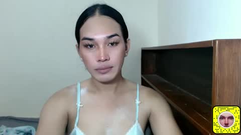 Rhaine online show from 01-06-25, 08:14