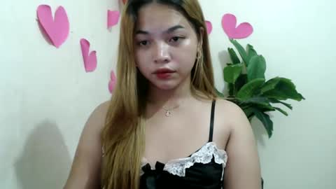 Rhaine online show from 03-07-25, 05:08