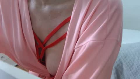 Victoria online show from 11-30-25, 02:32