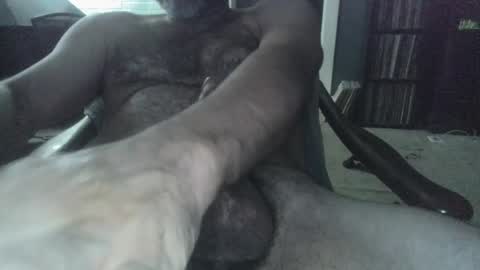 Snapshot of girthyhunguy chatting on 08-05-26, 03:53 girthyhunguy online show from 08-05-26, 03:53