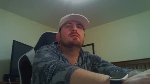 Snapshot of girthylax51 chatting on 01-01-25, 11:07 BIG K online show from 01-01-25, 11:07