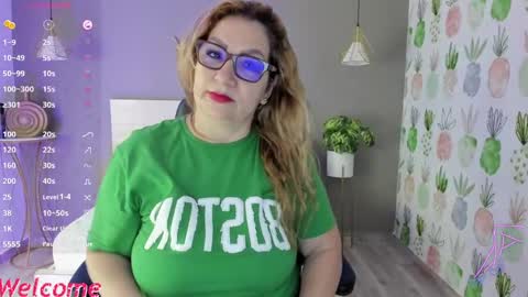 Gisella online show from 01-22-25, 02:48