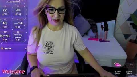 Gisella online show from 11-20-25, 01:00