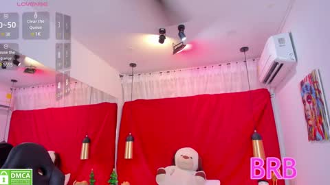 Snapshot of gisela_rodriguez chatting on 12-18-24, 03:55 GISELA online show from 12-18-24, 03:55