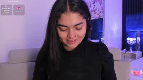 Snapshot of giselamaru chatting on 01-05-25, 02:52 online show from 01-05-25, 02:52
