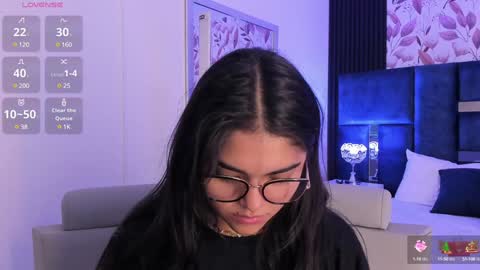 Snapshot of giselamaru chatting on 01-17-25, 11:59 online show from 01-17-25, 11:59