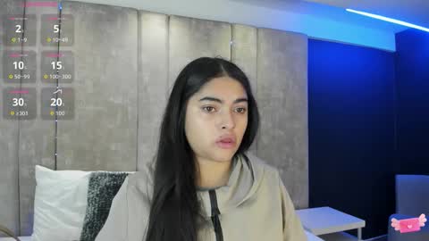 Snapshot of giselamaru chatting on 09-26-25, 09:13 online show from 09-26-25, 09:13