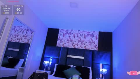 Snapshot of giselamaru chatting on 10-19-25, 10:38 online show from 10-19-25, 10:38