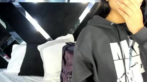     online show from 06-22-26, 11:07